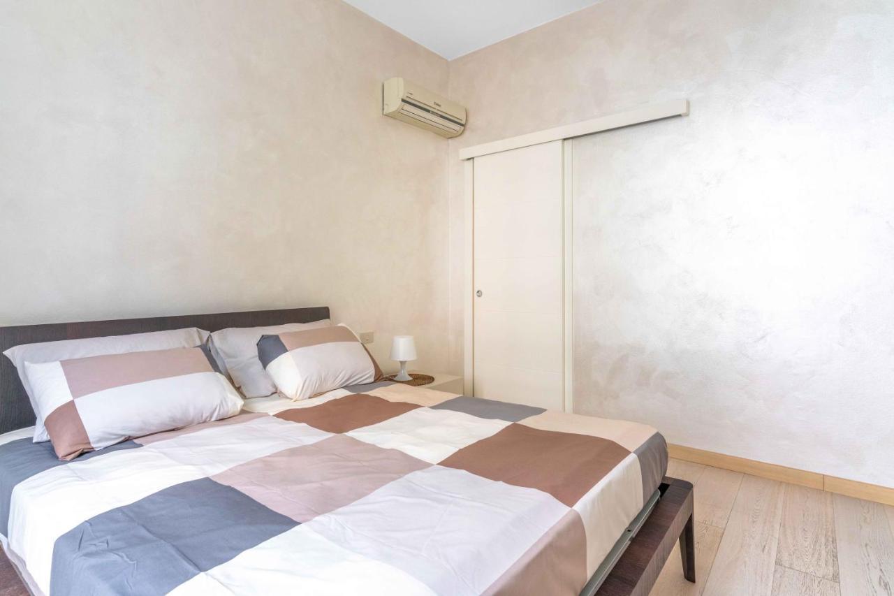 Mo30 Loreto- Duomo- Large Modern Apartment - Милан Экстерьер фото